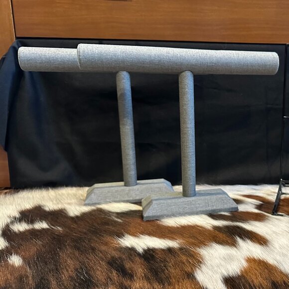 2 Single Bar Jewelry Stand - Picture 1 of 1